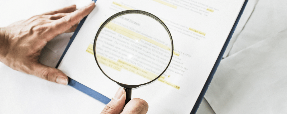 El diablo está en los Detalles: La Importancia de las Letras pequeñas de tu contrato