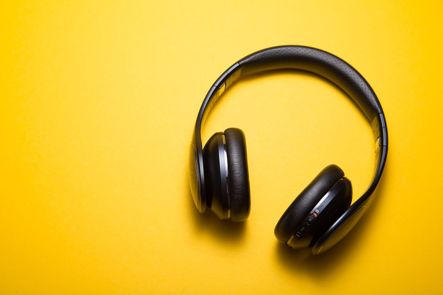 Podcasts esenciales para propietarios de pequeñas empresas