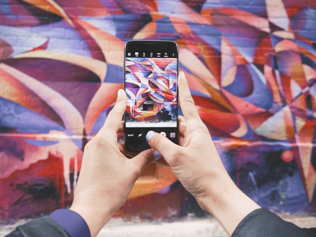 CÓMO TRANSFERIR FOTOGRAFÍAS DE UN TELÉFONO MÓVIL A UNA COMPUTADORA